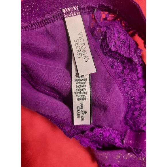 Victoria's Secret size M Purple Lace Triangle Racerback Bralette Bra - Picture 3 of 3
